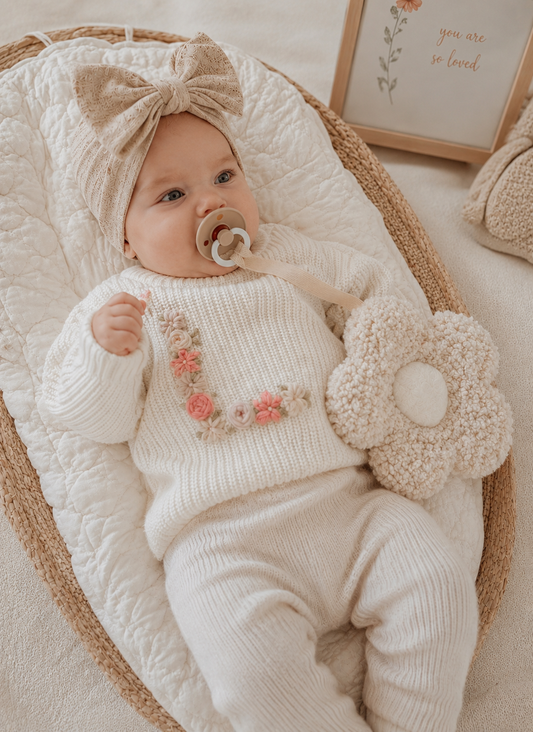 Moon Milk Daisy pacifier holder