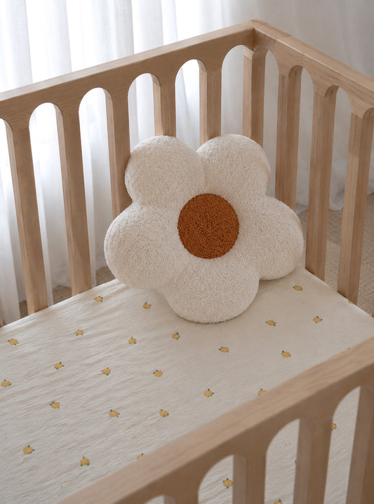 White Daisy Cushion